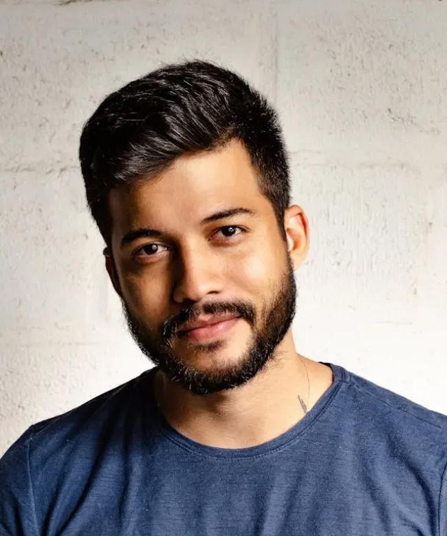 pexels-italo-melo-881954-2379005